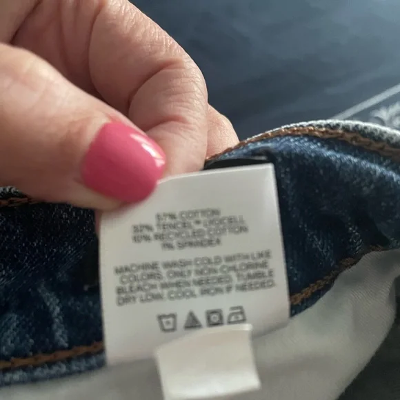 Express two tone destructed flare jeans size 6 - Picture 12 of 12